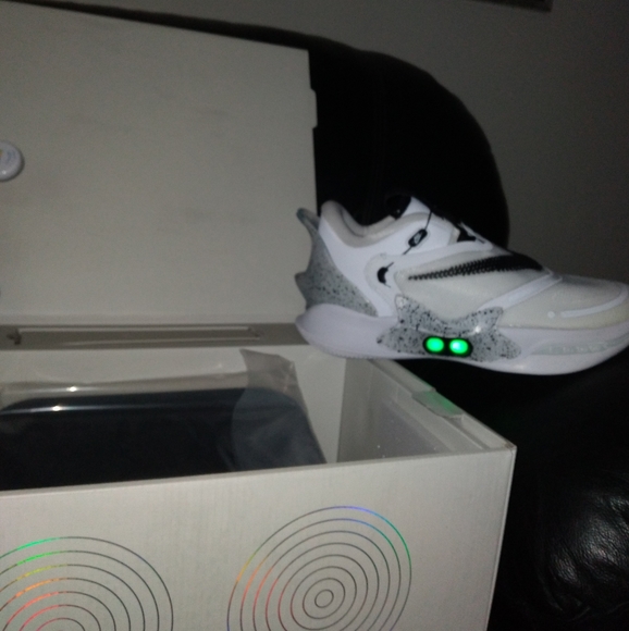 Nike Adapt bb 2.0. - Picture 1 of 4